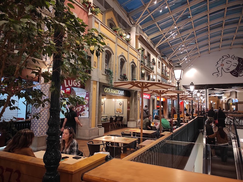 ViaCatarina Shopping - ViaCatarina Shopping, R. de Santa Catarina 312 a 350, 4000-443 Porto, Portugal