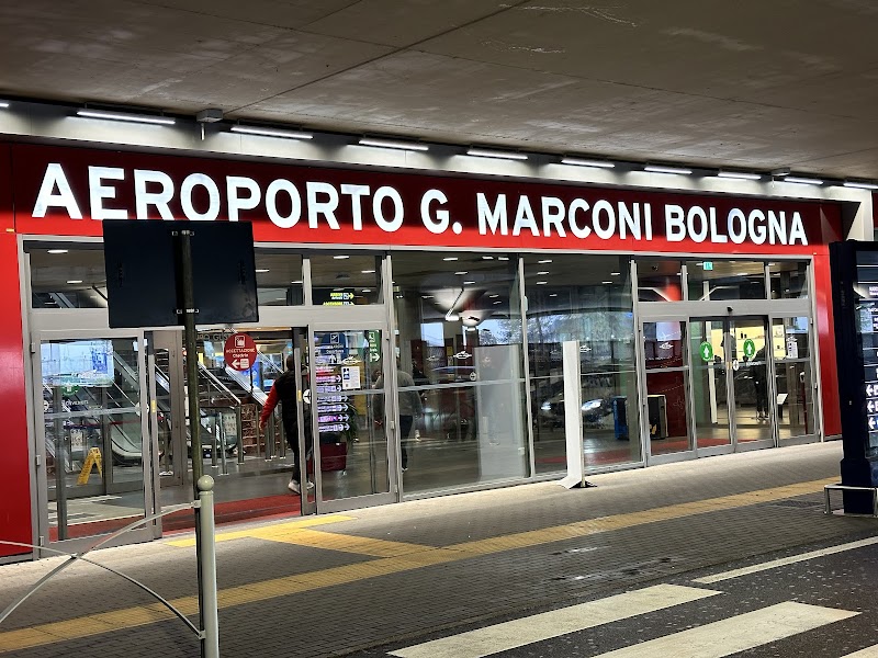 Bologna Guglielmo Marconi Airport - Bologna Guglielmo Marconi Airport, Via del Triumvirato, 84, 40132 Bologna BO, Italy