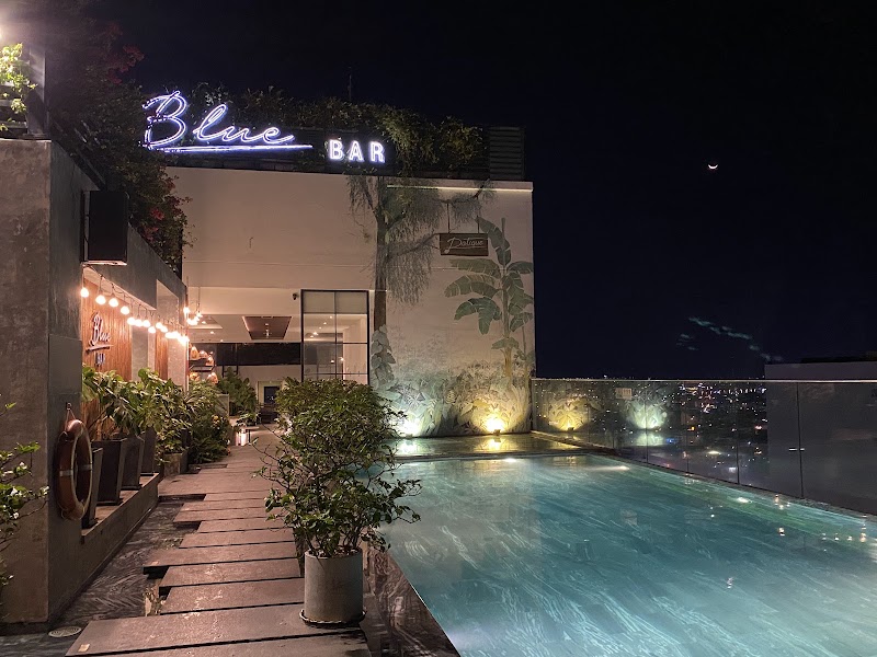 Blue Bar - Blue Bar, Rooftop, Potique Hotel, 22 Hùng Vương, Nha Trang, Khánh Hòa 57000, Vietnam