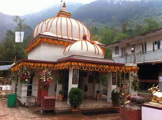 Doleshwar Mahadev Temple - Doleshwar Mahadev Temple JCQQ+G9V, Suryebinayak - Doleswor Rd, Suryabinayak 45200, Nepal