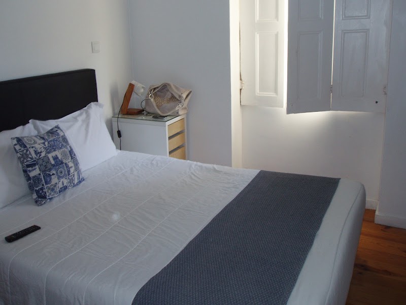 Dear Porto Guest House - Dear Porto Guest House R. de Santa Catarina 744, 4000-446 Porto, Portugal