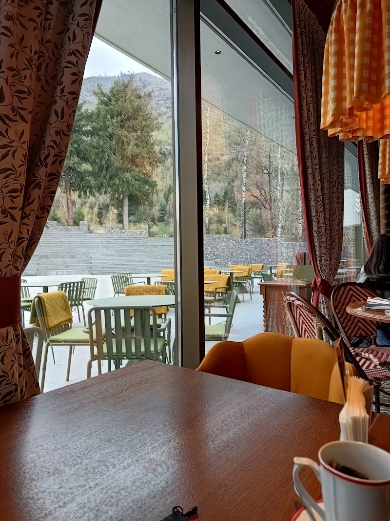 Del Papa - Del Papa, улица Керей-Жанибек Хандар 582/2, Almaty 050020, Kazakhstan