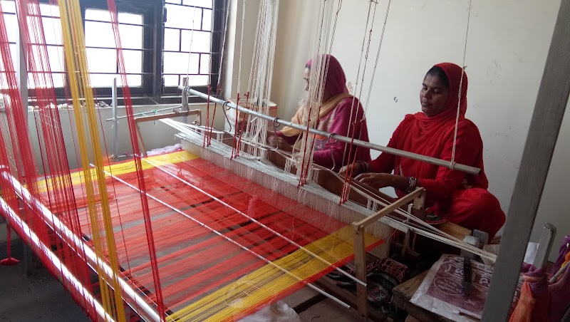 Kota Doria Saree - Kota Doria Saree Mohalla Talheti Gaongher, Shahpura Bazar, Kethun, Rajasthan 325001, India