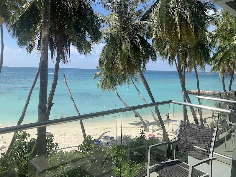 Kaani Grand Seaview - Kaani Grand Seaview Aabaadhee Hingun Road, Maafushi 08090, Maldives