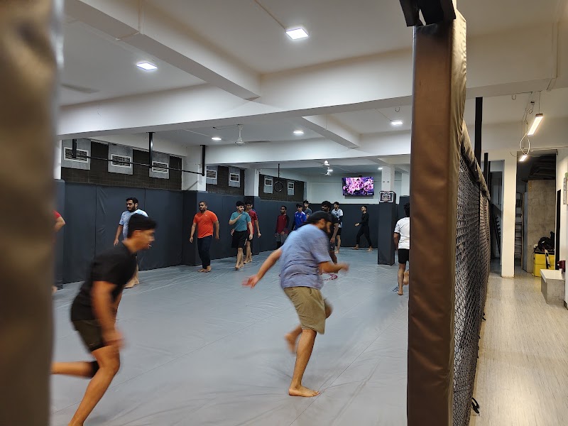ULTIMATE FITNESS CLUB (P-TOWN WEST MMA) - ULTIMATE FITNESS CLUB (P-TOWN WEST MMA) Ground Floor, Vithala Rukmini Mandir, Baner Gaon, Baner, Pune, Maharashtra 411069, India
