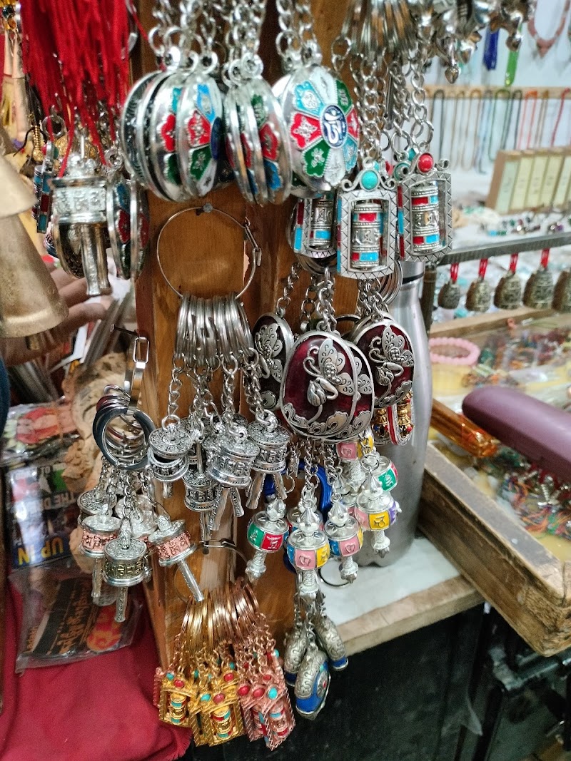 Tibetan refugee market - Tibetan refugee market, Tsas Soma Masjid, Leh, 194101