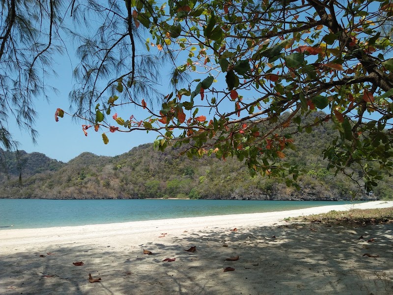 Pantai Tanjong Rhu - Pantai Tanjong Rhu Pantai Tanjong Rhu, 07000 Langkawi, Kedah, Malaysia