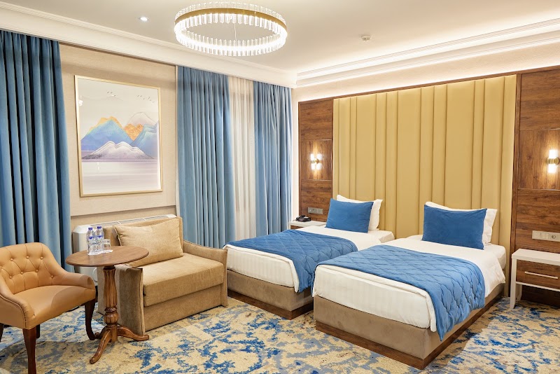 LAYNER Mountain Resort Complex - LAYNER Mountain Resort Complex, поселок Чимган, Toshkent Viloyati, Uzbekistan