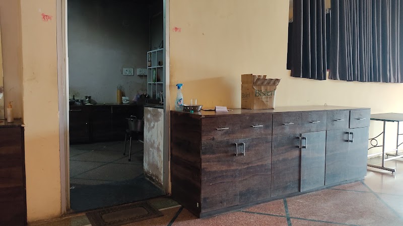Hotel Radhika - Hotel Radhika 6GW9+M6X, Pithora, Parsapali, Chhattisgarh 493551, India