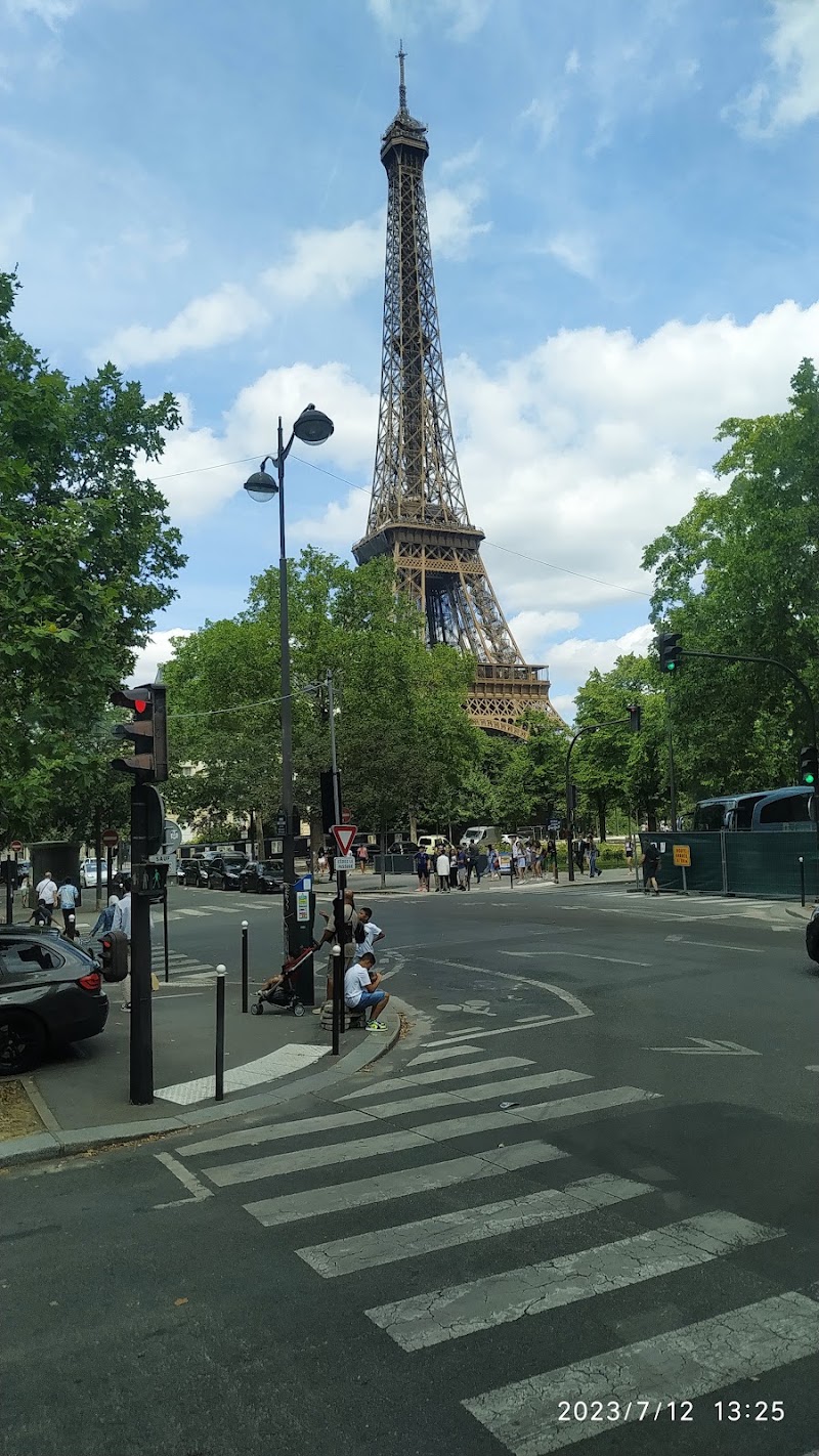 Champ de Mars - Champ de Mars 75007 Paris, France