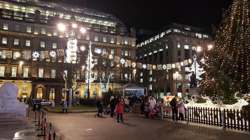George Square - George Square George Square, Glasgow G1, UK
