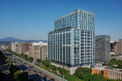 Courtyard by Marriott Taipei Downtown - Courtyard by Marriott Taipei Downtown No. 6, Section 3, Minsheng E Rd, Zhufu Village, Zhongshan District, Taipei City, Taiwan 10480
