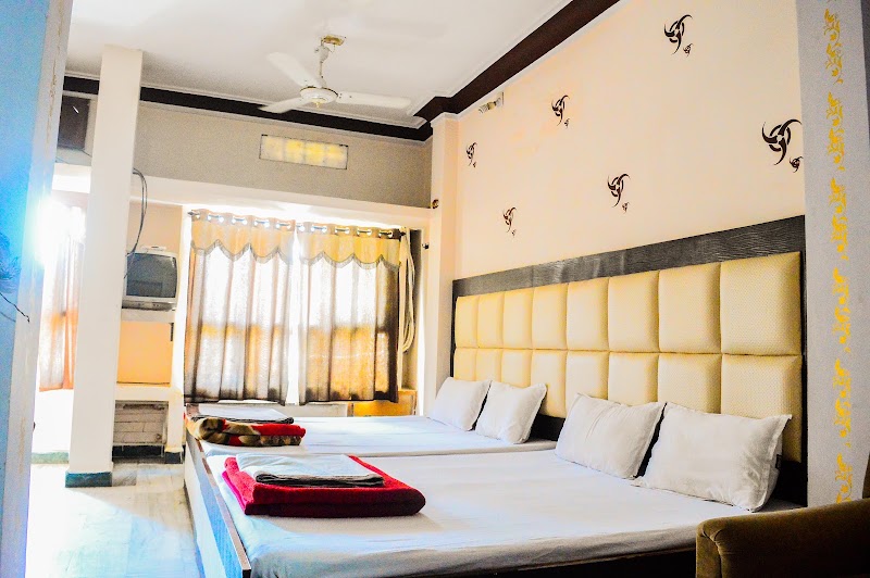Hotel Siddhartha - Hotel Siddhartha 16/A Madhav Club Road, Teen Batti Chauraha, Freeganj, Madhav Nagar, Ujjain, Madhya Pradesh 456010, India