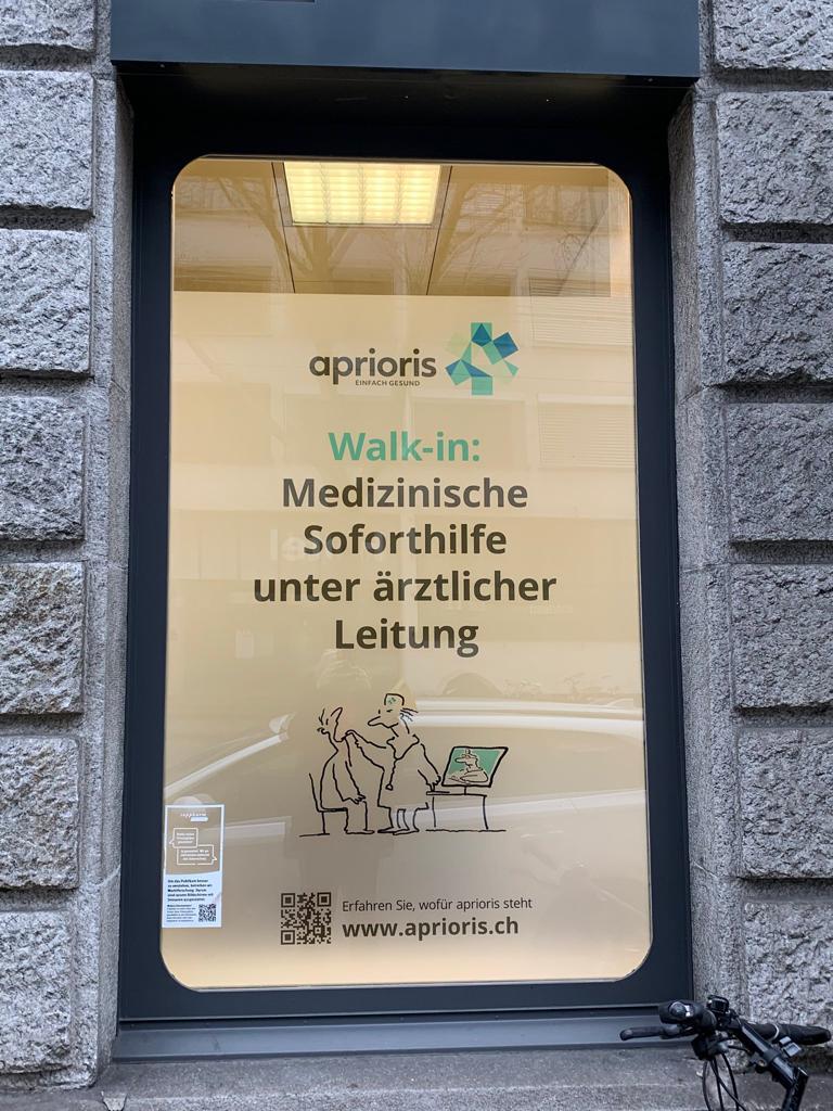 aprioris Soforthilfe-Praxis Limmatplatz - aprioris Soforthilfe-Praxis Limmatplatz, TopPharm Apotheke, Limmatstrasse 119, 8005 Zürich, Switzerland