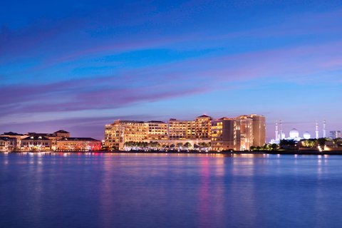 The Ritz-Carlton Abu Dhabi, Grand Canal - The Ritz-Carlton Abu Dhabi, Grand Canal Al Rawdah - Al Maqta Area - Abu Dhabi - United Arab Emirates