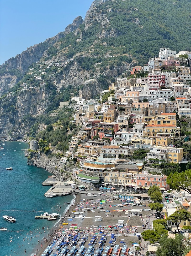 Limo Tours Rome - Limo Tours Rome, Via Raffaele De Ferrari, 85, 00133 Roma RM, Italy
