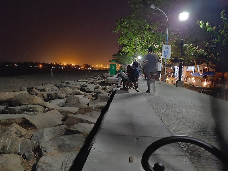 Fort Kochi Beach View Point - Fort Kochi Beach View Point, X6FR+38P, Walk Way, Fort Vypin, Puthuvype, Kochi, Keralam 682508, India