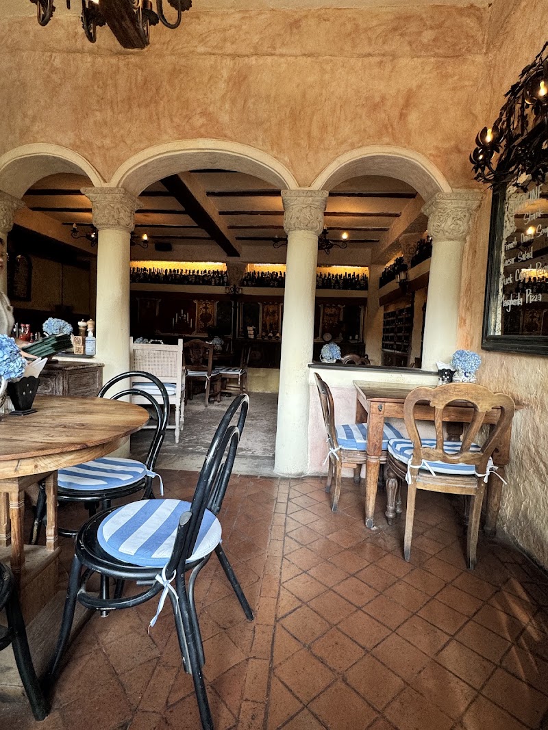 Kebun Bistro - Kebun Bistro, next to Tegun Galeri, Jl. Hanoman No.44, Ubud, Kecamatan Ubud, Kabupaten Gianyar, Bali 80571, Indonesia