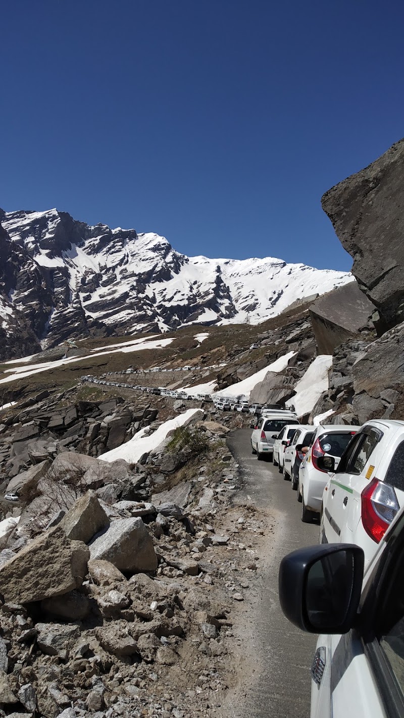 Rahala Waterfalls - Rahala Waterfalls, 86P9+G8X, Manali - Leh Hwy, Himachal Pradesh 175103, India