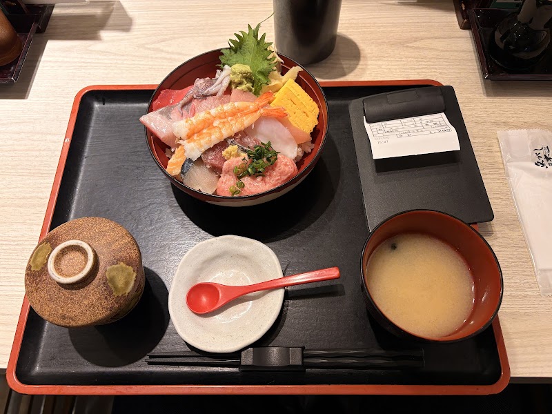 Uogashi Mita - Uogashi Mita, Japan, 〒108-0014 Tokyo, Minato City, 港区Shiba, 5-chōme−29−３ 三田永谷マンション 1F