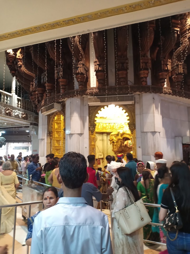 Shri Siddhi Vinayak Mandir - Shri Siddhi Vinayak Mandir Ahimsa Nagar, Sanjay Nagar, Bandra East, Mumbai, Maharashtra 400051, India