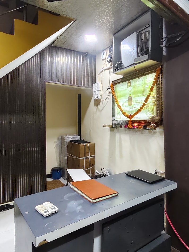 Jai maya guest house - Jai maya guest house, Shree Chaubis Khamba, Bharat Mata Mandir Marg, Jaisinghpura, Ujjain, Madhya Pradesh 456001, India