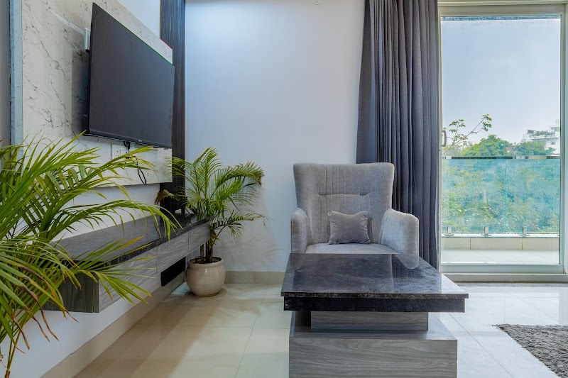 Housr Coliving Signature Tower - Housr Coliving Signature Tower B Block, Plot 80, adjacent Unitech Signature Tower, South City I, Sector 30, Gurugram, Haryana 122001, India