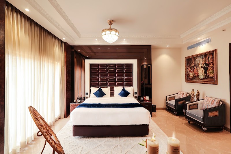 HOTEL HUKAM'S LALIT MAHAL RAIPUR - HOTEL HUKAM'S LALIT MAHAL RAIPUR, New Raipur Interchange, Mumbai - Kolkata Hwy, Serikhedi, Raipur, Chhattisgarh 492101, India