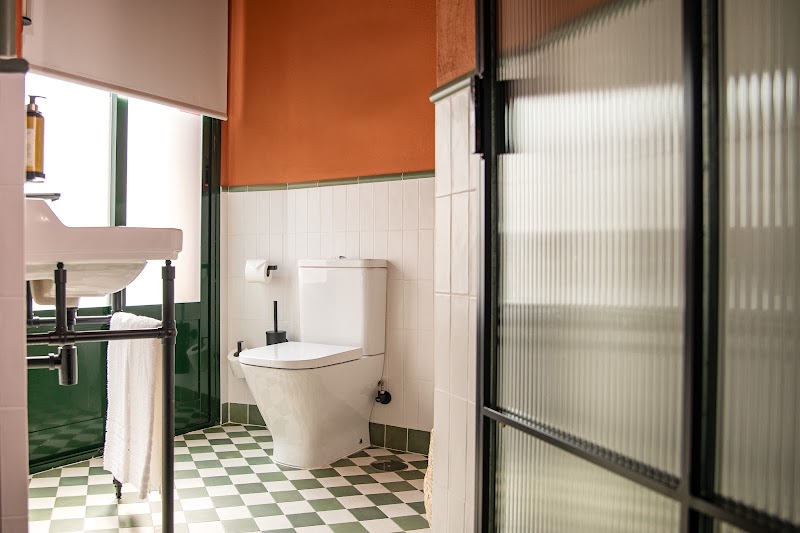 Honest Hotel Sevilla - Honest Hotel Sevilla C. San Pedro Mártir, 1, Casco Antiguo, 41001 Sevilla, Spain