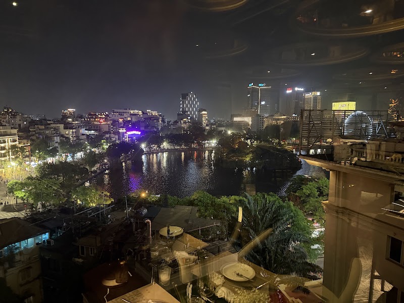 Viet Kitchen Restaurant & Rooftop Bar - Viet Kitchen Restaurant & Rooftop Bar 10 Floors, 27 Ng. Hàng Hành, Hàng Trống, Hoàn Kiếm, Hà Nội 100000, Vietnam