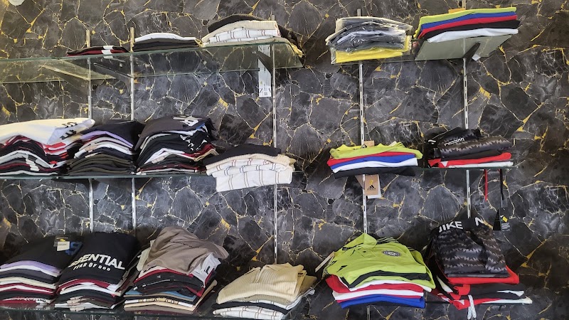 NCR Vibes Outlet - NCR Vibes Outlet Fountain Chowk, Civil Lines, Gurugram, Haryana 122001, India