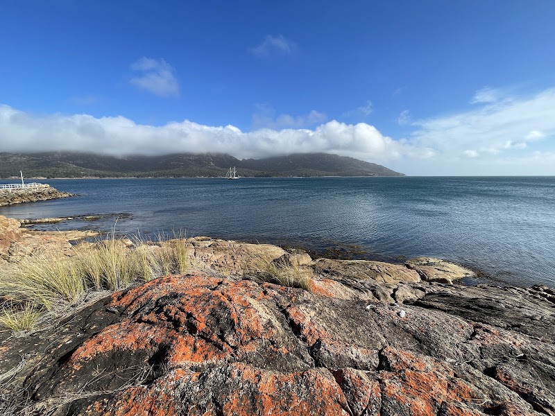Coles Bay Lookout - Coles Bay Lookout, Coles Bay TAS 7215, Australia