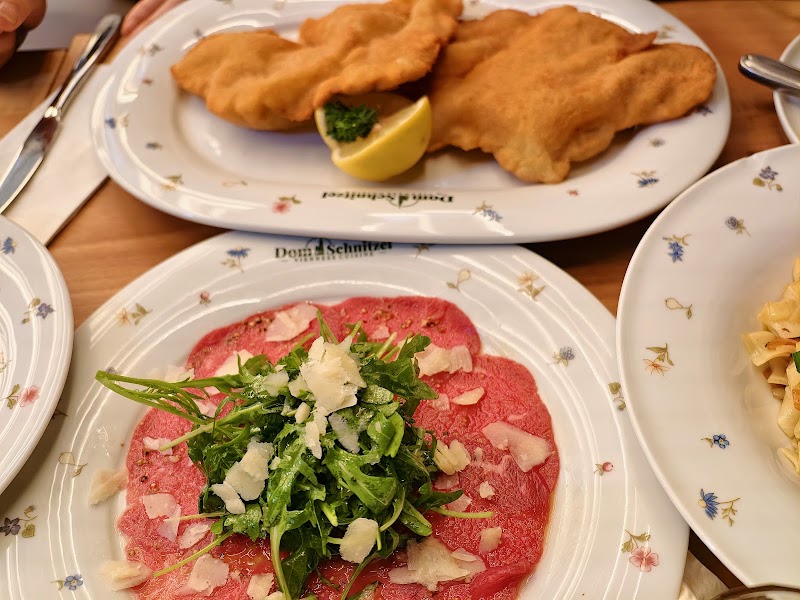 Dom Schnitzel (Petersplatz) - Dom Schnitzel (Petersplatz) Peterspl. 3, 1010 Wien, Austria