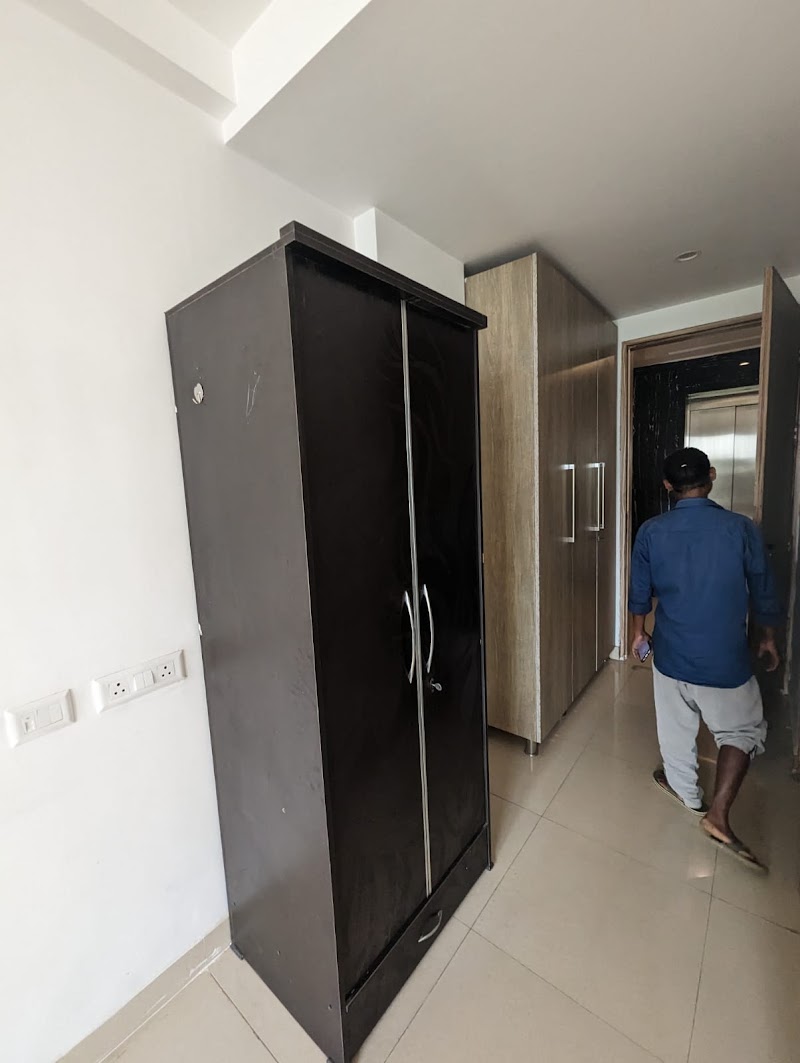 Blossom Stayz - Blossom Stayz Plot No. G18, Block G, Sushant Lok 2, Sector 57, Gurugram, Haryana 122011, India