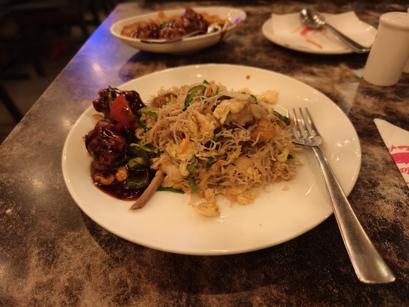 Hatari Restaurant - Hatari Restaurant, 113/1B, Rash Behari Ave, Dover Terrace, Gariahat, Kolkata, West Bengal 700029, India