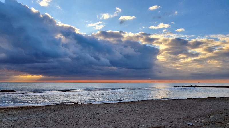 "Limone" Free Beach - "Limone" Free Beach, Lm Duca Degli Abruzzi/Sommergibile, 00121 Lido di Ostia RM, Italy