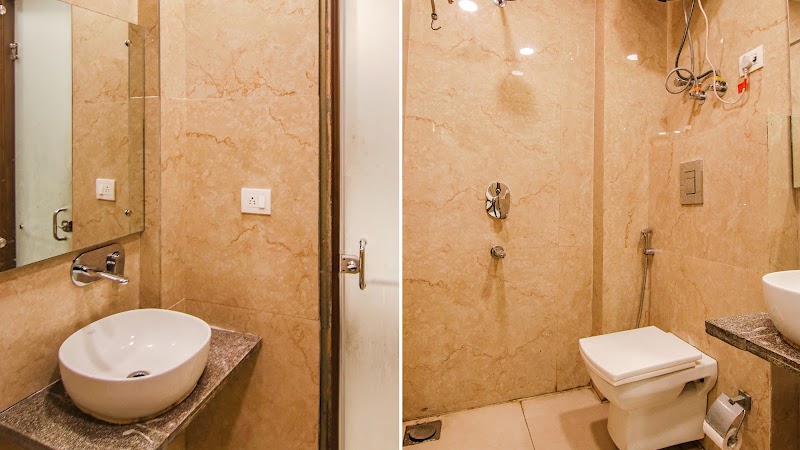 Hotel The Glory I - Hotel The Glory I Street Number 7, Block-A, Plot No.410, Rd Number 4, Block B, Mahipalpur Extension, Mahipalpur, New Delhi, Delhi 110037, India