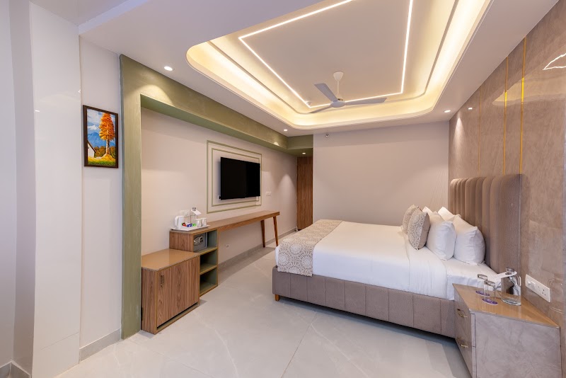 Regenta Place Iris Park - Regenta Place Iris Park, Nim beach Road, Badrinath Marg, Aamkhala, Tapovan, Rishikesh, Uttarakhand 249192, India