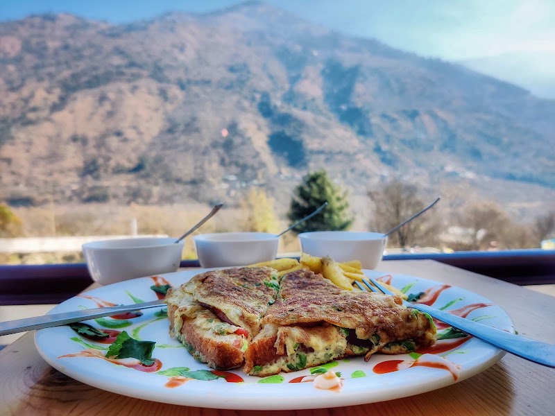 Apple farm homestay - Apple farm homestay, Nangabagh, near Paragliding point, Bandrol, Chhatan Seri, Himachal Pradesh 175128, India
