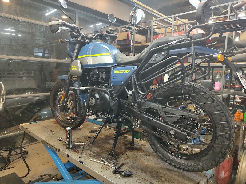 Motoblazer Motorcycle Riding Gear store - Motoblazer Motorcycle Riding Gear store 1597, 20th Main Rd, Agara Village, 1st Sector, HSR Layout, Bengaluru, Karnataka 560102, India