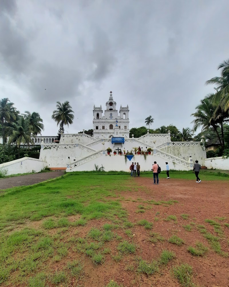 Our Lady of Miracles Church - Our Lady of Miracles Church 65H2+CV3, Sanguem Rd, Sanguem, Goa 403704, India