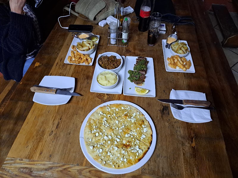 Camelot Restaurant & Bar - Camelot Restaurant & Bar, 2674 Porter Dr, Betty's Bay, 7141, South Africa