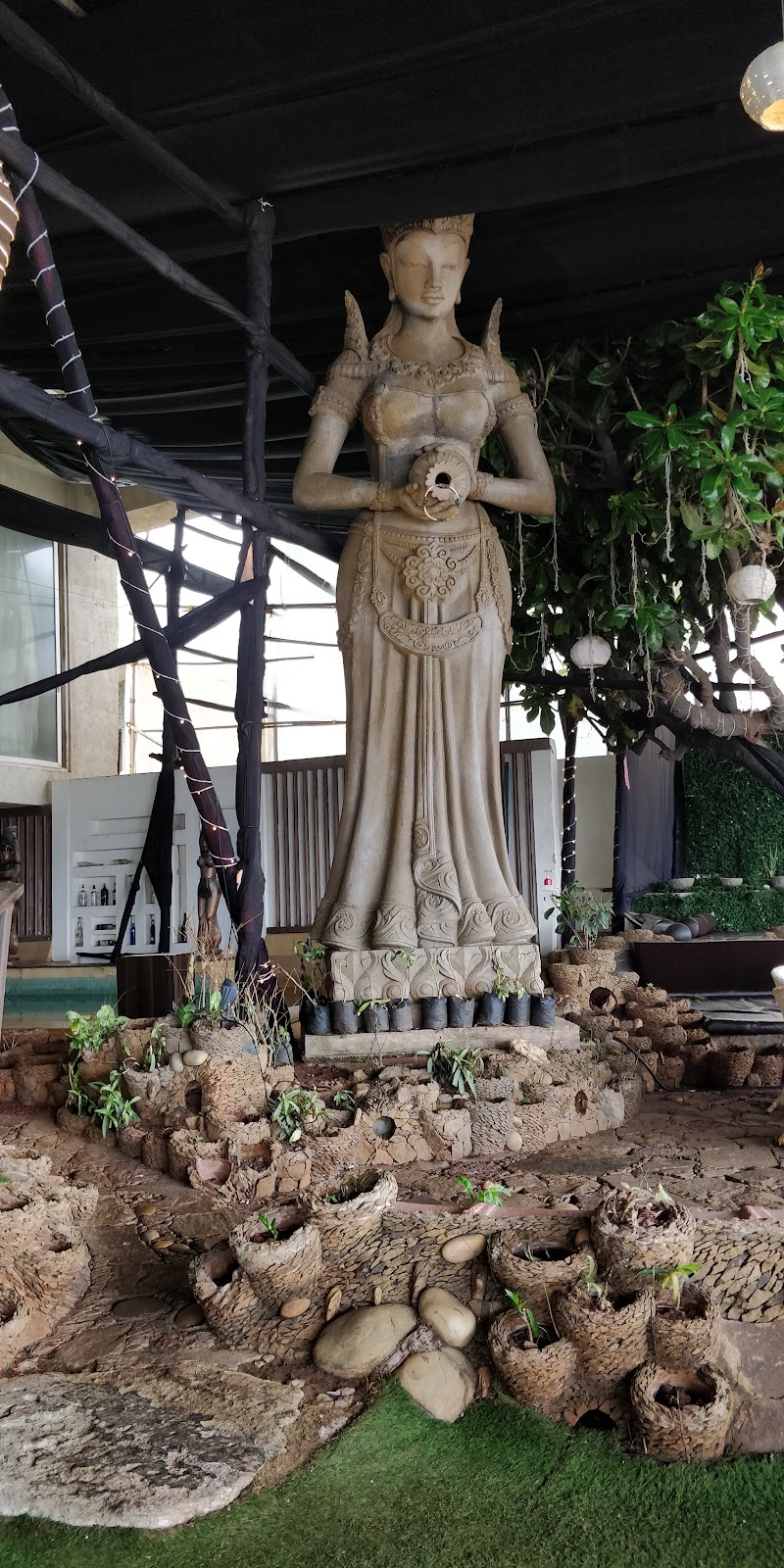 Kino Cottage - Kino Cottage 63, J.P Road, Seven Bungalows, Aram Nagar, Versova, Andheri West, Mumbai, Maharashtra 400061, India