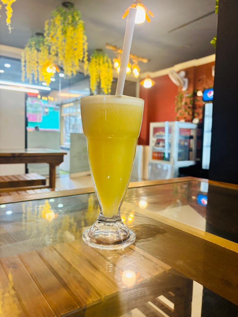 Under The Tree Cafe - Under The Tree Cafe 410, 7th Cross Rd, Domlur I Stage, 1st Stage, Domlur, Bengaluru, Karnataka 560071, India