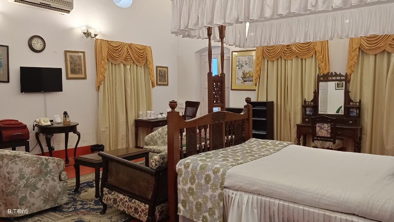 Thengal Manor - Thengal Manor, Jalukanibari, J5RR+9HR, Thengal Gaon, Assam 785630, India