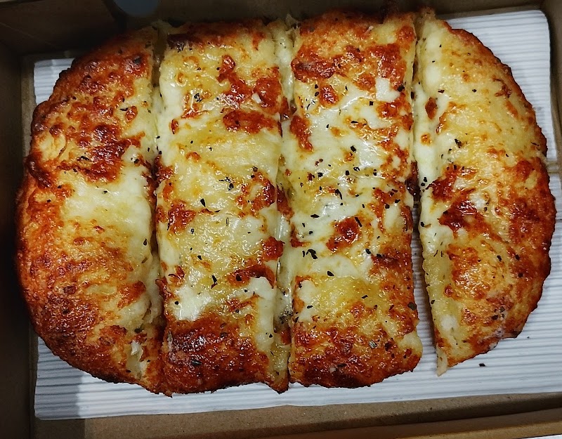 Galaxy Pizza- Sushant Marg - Galaxy Pizza- Sushant Marg Shop 17, Bestech Chamber, 138, Shushant Marg, Block B, Sector 43, Gurugram, Haryana 122009, India