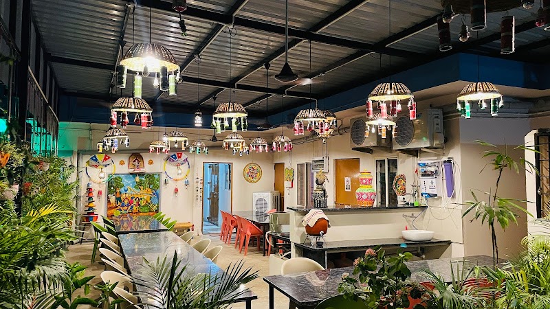 Chandrakanta Girls' PG / Hostel