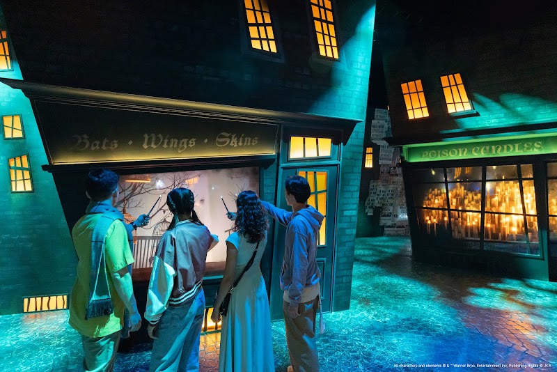 Harry Potter: Visions of Magic (Singapore) - Harry Potter: Visions of Magic (Singapore) WEAVE, Level B1, Resorts World Sentosa, 8 Sentosa Gateway, Sentosa Island, Singapore 098269