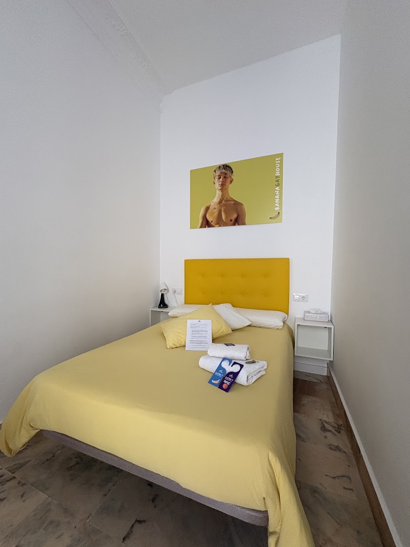 Banana Gay House - Banana Gay House C. Rosario, 9, Casco Antiguo, 41001 Sevilla, Spain