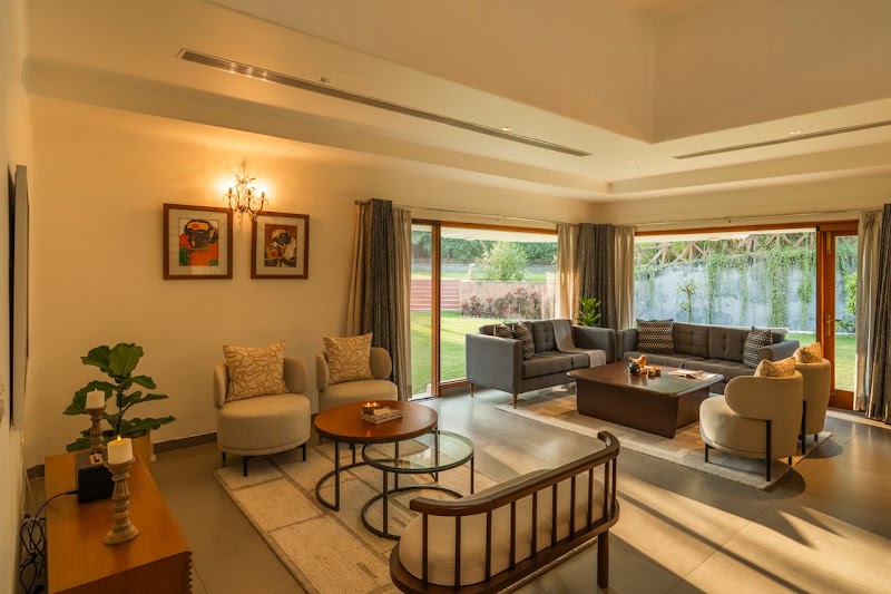 StayVista at The Birdwood Estate - StayVista at The Birdwood Estate, The Organic Ashram, Farm No. 20 Gobind Sadan Marg, Police Booth, Mandi Rd, near Jaunapur, Gadaipur, Gadpur Farm, DLF Farms, New Delhi, Delhi 110030, India